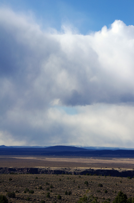 looking west from Taos Valley Overlook