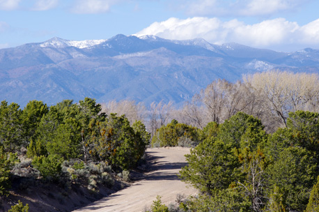 somewhere in the neighborhood with Lobo Peak