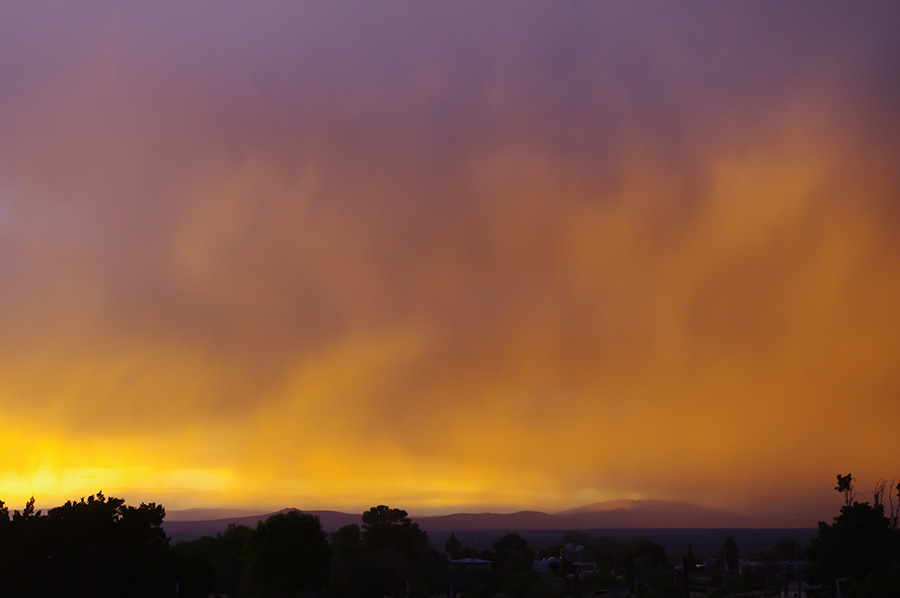 sunset virga near Taos, NM