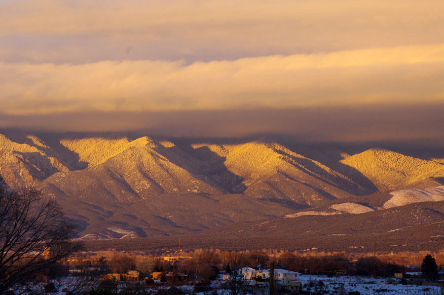 A view of the Sangre de Cristos in wintertime