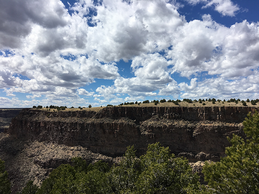 View from the cliff at Taos Valley Overlook