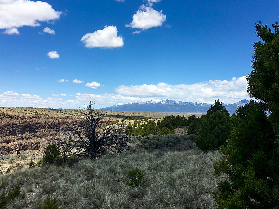 Taos Valley Overlook scene