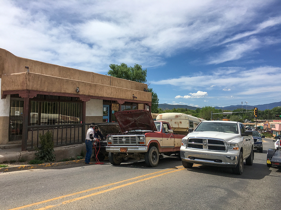 traffic scene in downtown Taos